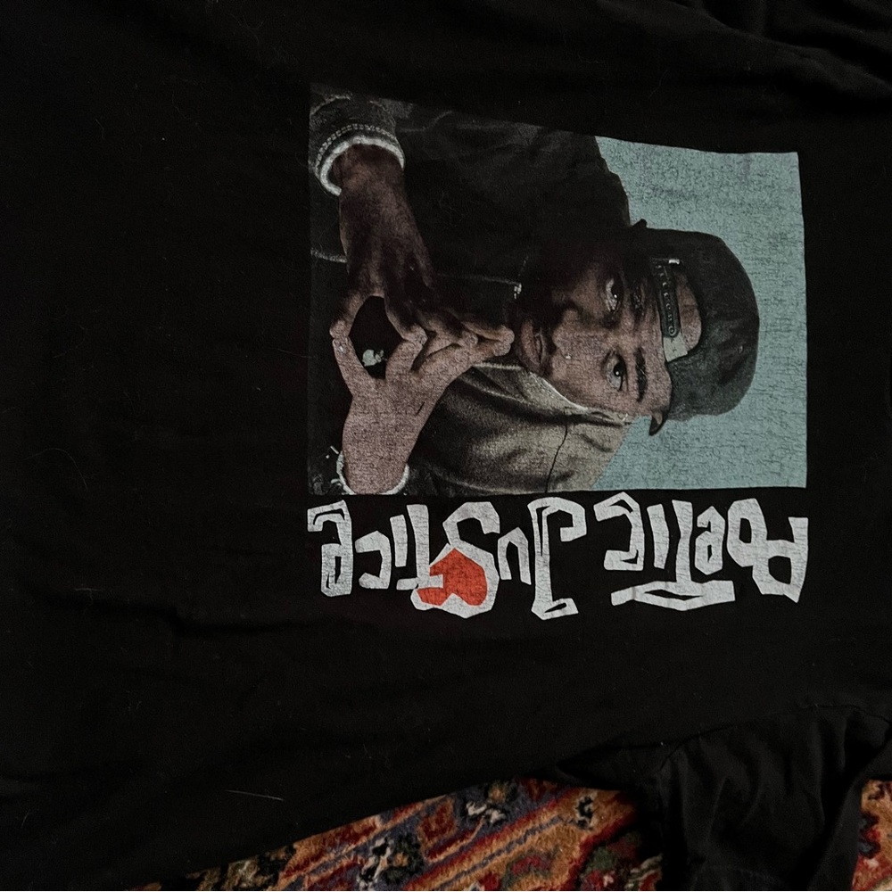 Tupac graphic tee